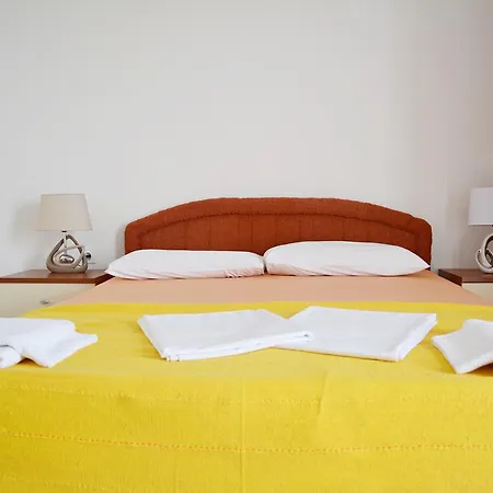 Suz-ana Apartment *