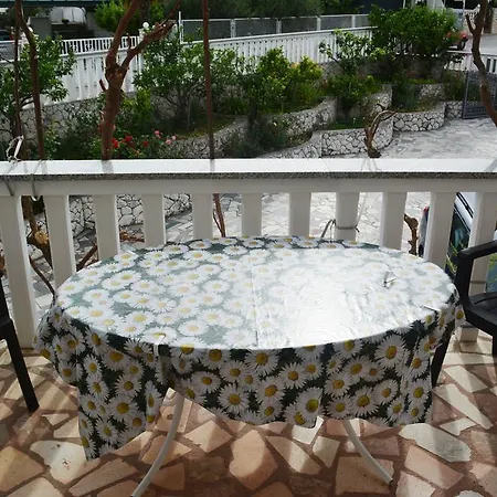 Suz-ana Apartment Trogir