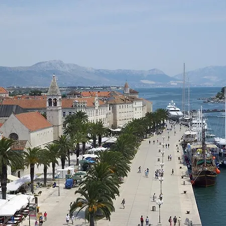 Suz-ana Apartment Trogir