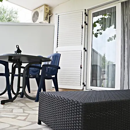 Suz-ana Appartement *